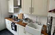 Lain-lain 3 Inviting Vintage Style 1BD Near Hackney Central