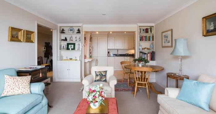 Lainnya Bright Traditional 1bed Battersea Riverside Apt