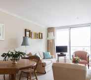 Others 3 Bright Traditional 1bed Battersea Riverside Apt