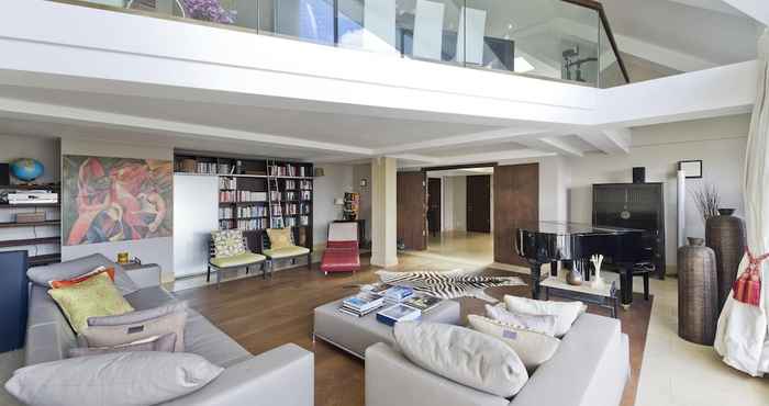 Lainnya Luxury 4 Bedroom Penthouse in Beautiful Battersea