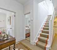 Others 2 Gorgeous Stylish Interior Designed 5 Bed Home in Holland Park - Superb Location