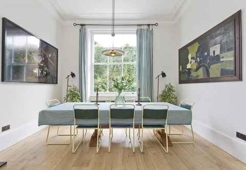 Others Gorgeous Stylish Interior Designed 5 Bed Home in Holland Park - Superb Location