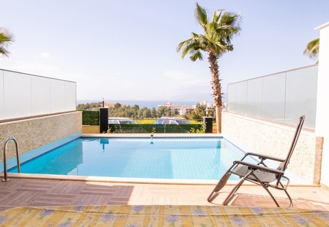 Others Spacious Flat With Pool in Kusadasi