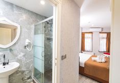 Others 7 Kupa Pension Old City