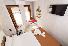 Others 4 Kupa Pension Old City