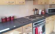 Lain-lain 4 Vokes House, Sleeps 7