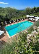 Primary image Spoleto Splashcasa Piscinaslps 4wifidishwasher - Very Pretty Setting nr Pool