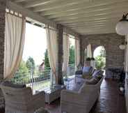 Others 3 Elegant Villa With Splendid Lakeview Pool Jacuzzi Fitness and Wellness Area -villa Ninfea DEL Lago