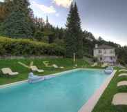 Others 4 Elegant Villa With Splendid Lakeview Pool Jacuzzi Fitness and Wellness Area -villa Ninfea DEL Lago