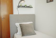 Others 7 Modern Stylish Apartment II by Vacationy