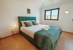 Others 4 Modern Stylish Apartment III by Vacationy