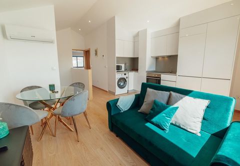 Others Modern Stylish Apartment III by Vacationy