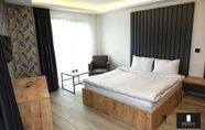 อื่นๆ 3 Port Suites Görükle