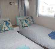 Lain-lain 3 Stunning 3-bed Caravan in Abergele