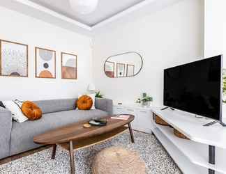 Others 2 Stylish and Lovely Flat in Kadikoy