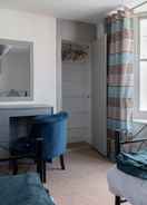 Room Bright and Spacious 4BD Home - Brighton