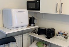 기타 2 The Coach House