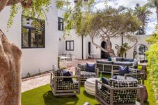 Lainnya Orli La Jolla