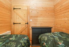 Others 7 The Lodge at Crossroads Farm