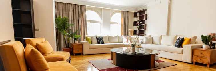 Lainnya Oak Orchid Opulent 2 BR Apartment with Walk-in Closet