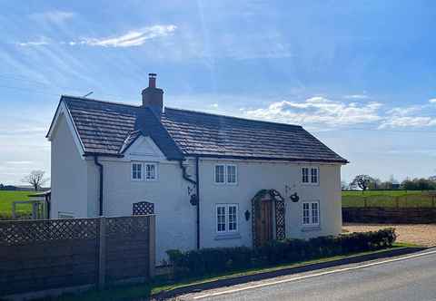 Others Character Detached 3-bed Cottage Audlem Cheshire