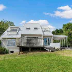 Primary image1A Home away from Home - Netflix -Parking,坎贝尔斯湾飯店