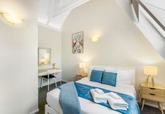 その他 7 A Home away from Home - Netflix -Parking