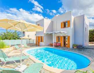 Others 2 Neria Villas Collection