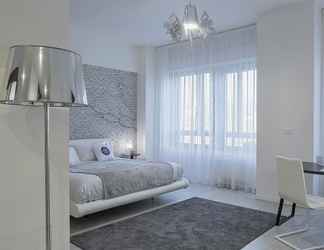 Others 2 La Torre di Dante Luxury Design Apartment by Wonderful Italy