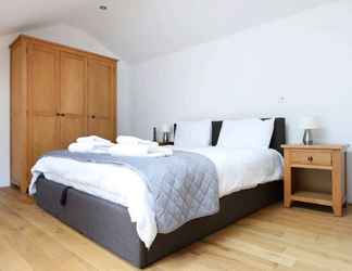 Lain-lain 2 Luxury 2BD Split-level Penthouse - Pimlico