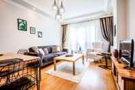 Others Central and Spacious Flat in Istanbul Atasehir