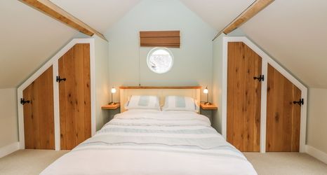 Others 2 Avon Turn View