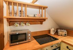 Others 5 Avon Turn View