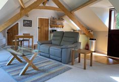 其他 7 Avon Turn View