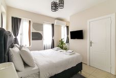 Khác Gagan Feridiye