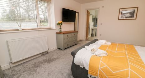 Others 2 Brewers Cottage