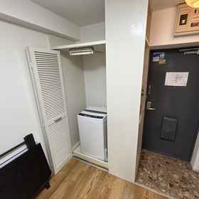 Interior entrance 1 Guest House IZIRI Fukuoka Intl Airport, Sakadono Station Hotels