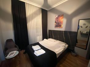 Lainnya 4 Lions Suit Hotel