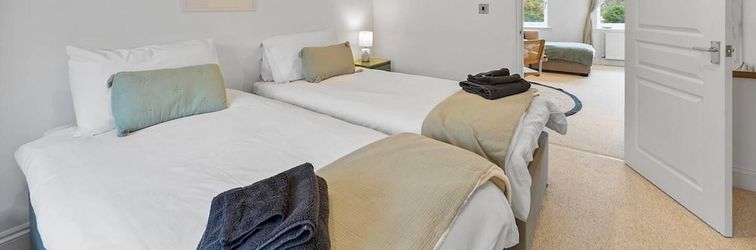 Khác Perfect Location, dog Friendly Beautiful Home