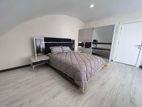 其他 4 Prestige Village