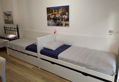 อื่นๆ 4 Seafront Apartment-3bedroom-2bathroom-balcony-t13