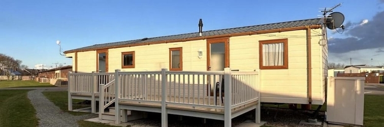 Khác Stunning 4-bed Caravan in Mablethorpe Sleeps 10