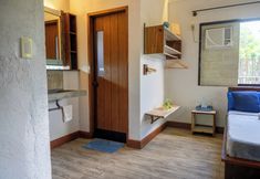 Lain-lain 7 Island Lyfe Adventures