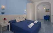 Lainnya 3 Ischia-forio With a Breathtaking View, Imperamare, 10 Persons