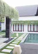 ภาพหลัก 5 Bedroom Family Villa at Center Line Bali