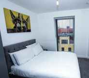 Others 6 Immaculate 2-bed Apartment in London