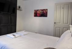 อื่นๆ 6 4-bedroom House Sleeps 8 - Free Parking - Garden