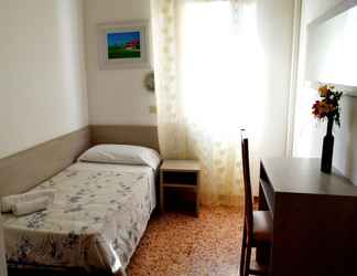 Khác 2 Single Room With Breakfast