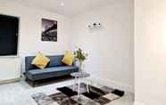 Lainnya 5 Deluxe 2 Bed Apartment in Uxbridge