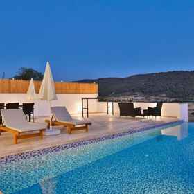 Imej utama 1 Villa Duruk 1 bed Villa With Pool, Breakfast Included, Villa Nordic Dream 호텔